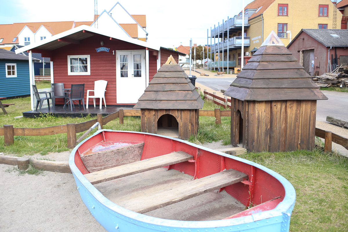 A natural, inspired playground in Hundested Harbor on the Danish Riviera.  Play spaces in Denmark always seem to bring together the perfect intersection between nature and play for toddlers and children.