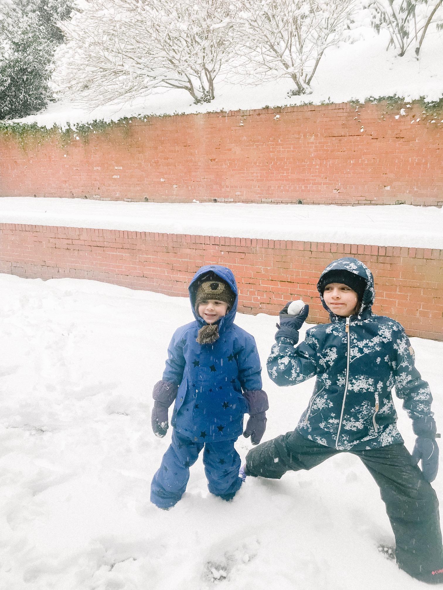 Kids and snowballs in Washington DC winter.